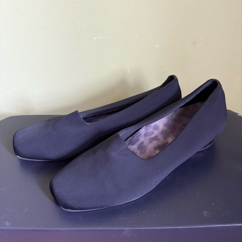 Black Fabric Flats